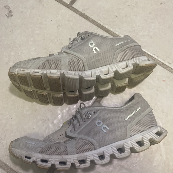 Onclouds - Picture 3 of 4